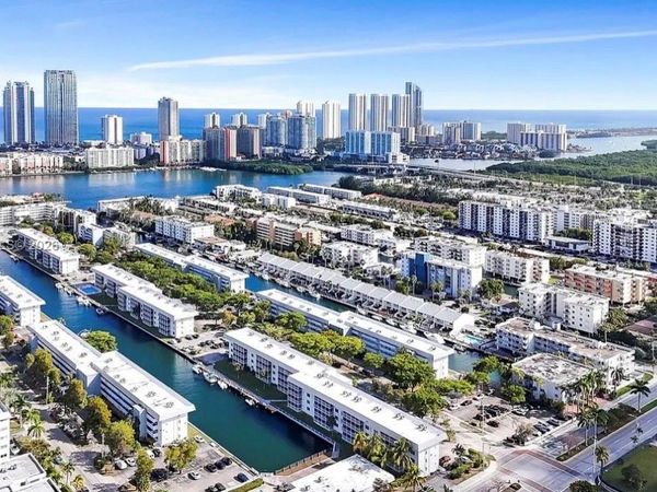 3551 NE 169th St , Unit 104, North Miami Beach, FL 33160