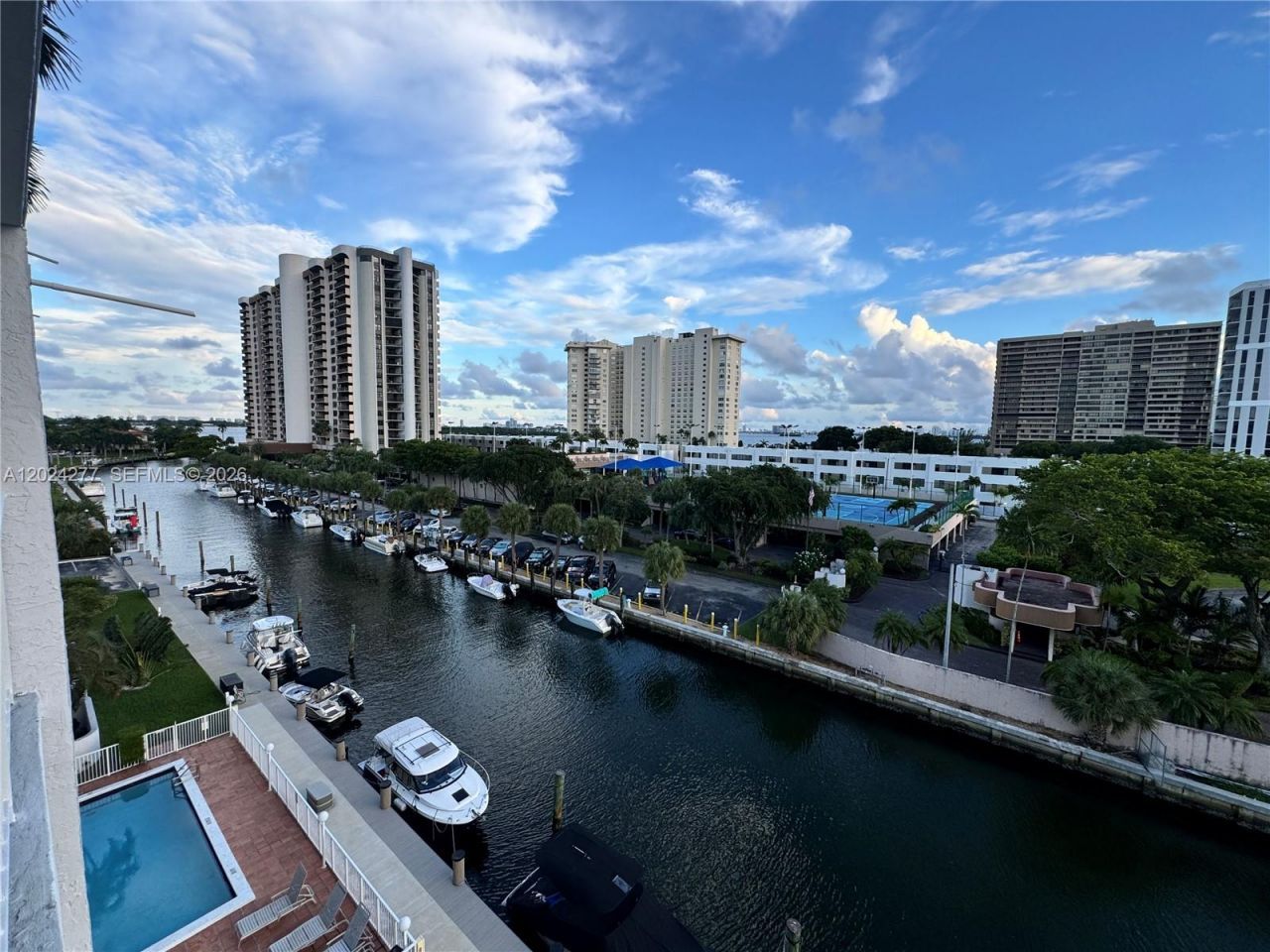 1650 NE 115th St , Unit 609, Miami, FL 33181 Photo
