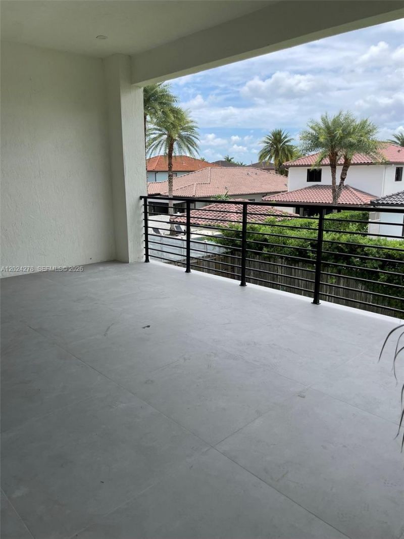 14442 SW 14th St , Miami, FL 33184 Photo
