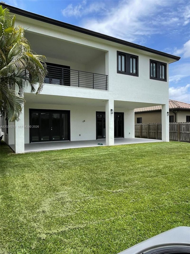 14442 SW 14th St, Miami, FL 33184 Photo