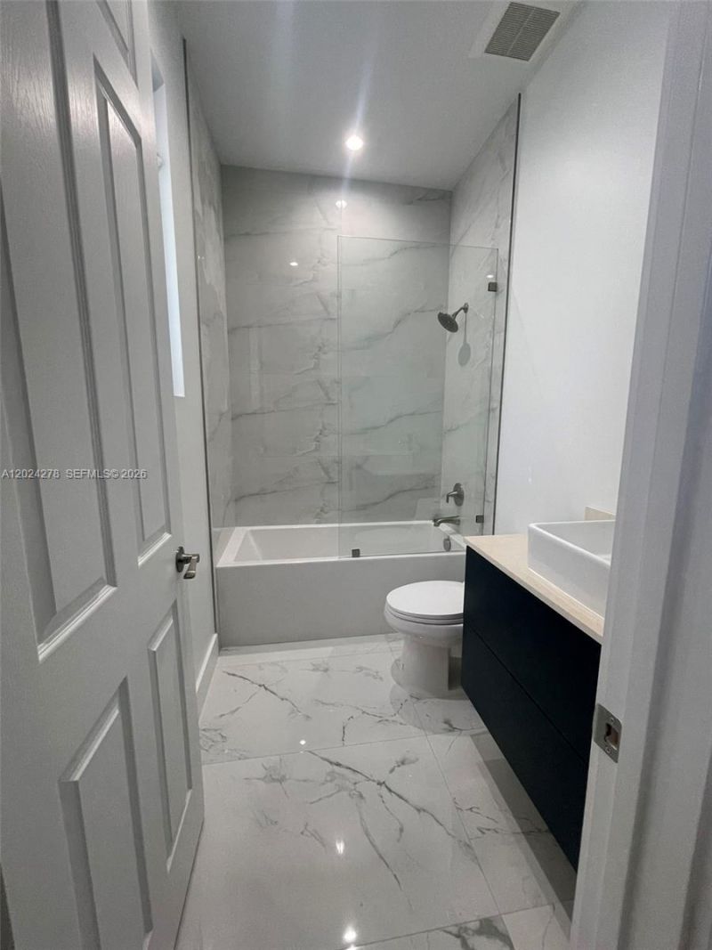 14442 SW 14th St, Miami, FL 33184 Photo