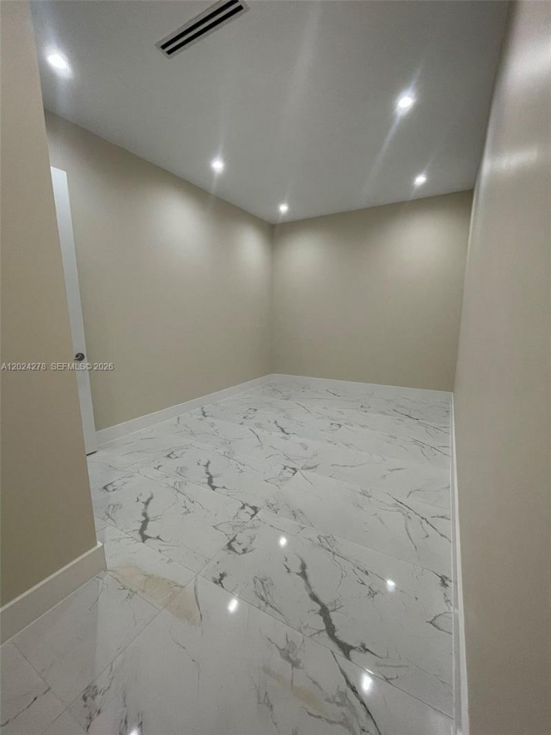 14442 SW 14th St, Miami, FL 33184 Photo