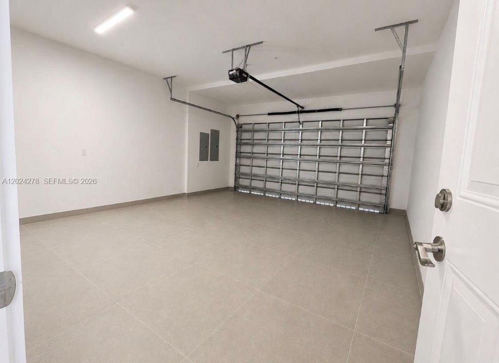 14442 SW 14th St, Miami, FL 33184 Photo