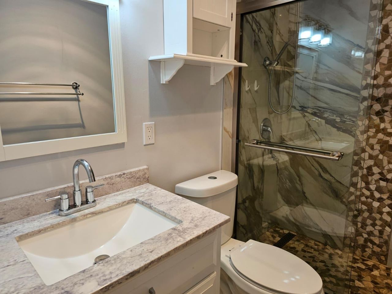 2148 Sherwood Forest Boulevard, Unit 4, West Palm Beach, FL 33415 Photo