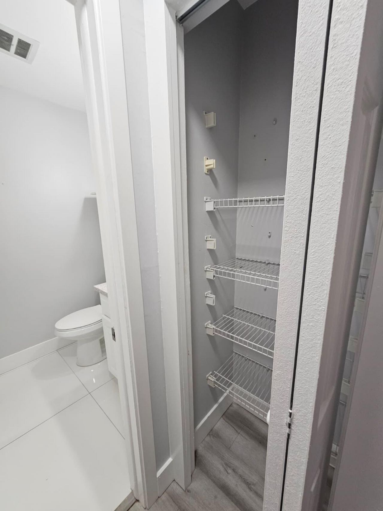 2148 Sherwood Forest Boulevard, Unit 4, West Palm Beach, FL 33415 Photo