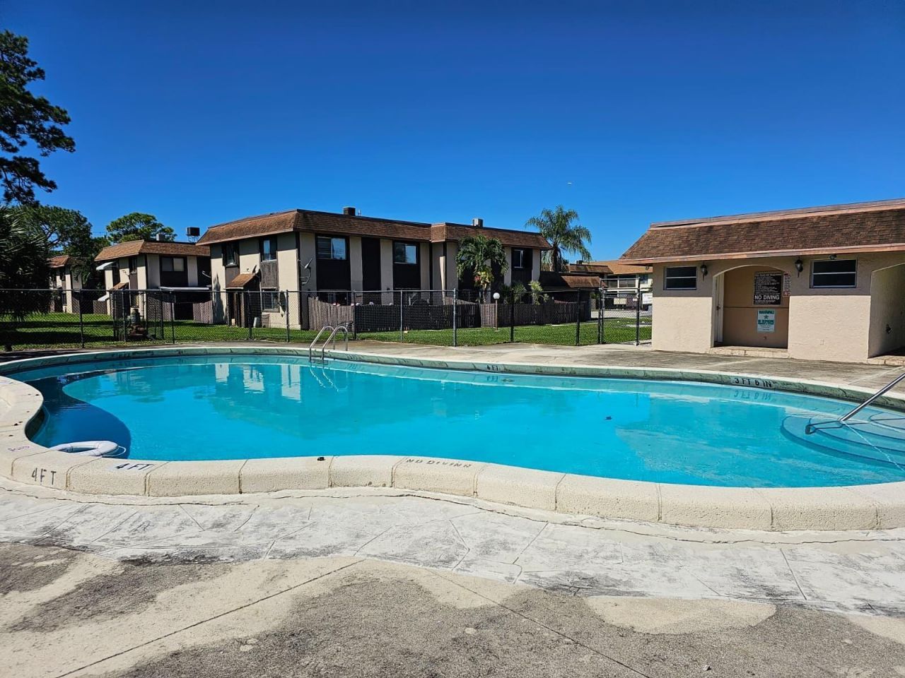2148 Sherwood Forest Boulevard, Unit 4, West Palm Beach, FL 33415 Photo