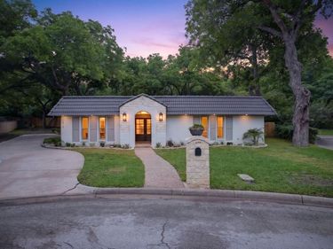 1512 Northcrest Court, Fort Worth, TX 76107