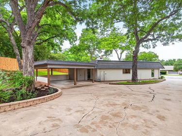 1512 Northcrest Court, Fort Worth, TX 76107