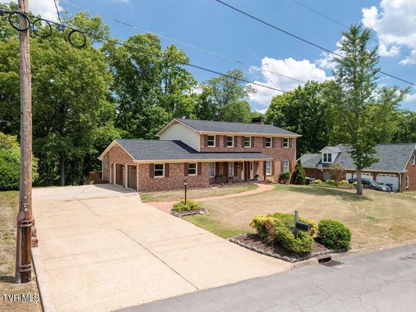 2236 Sheffield Street, Kingsport, TN 37660