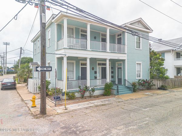 129 Fayard Street, Biloxi, MS 39530