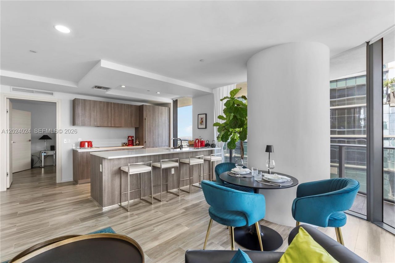 801 S Miami Ave , Unit 4405, Miami, FL 33130 Photo