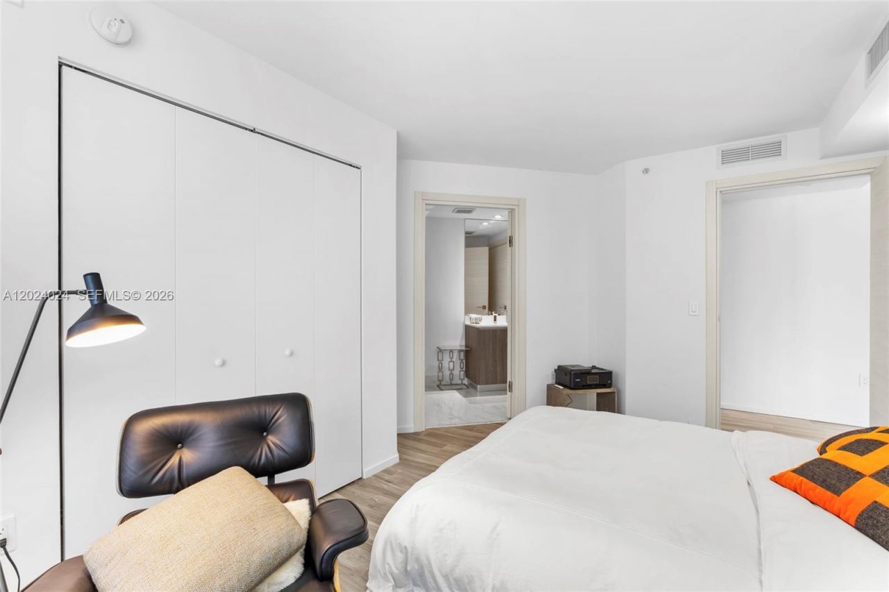 801 S Miami Ave , Unit 4405, Miami, FL 33130 Photo