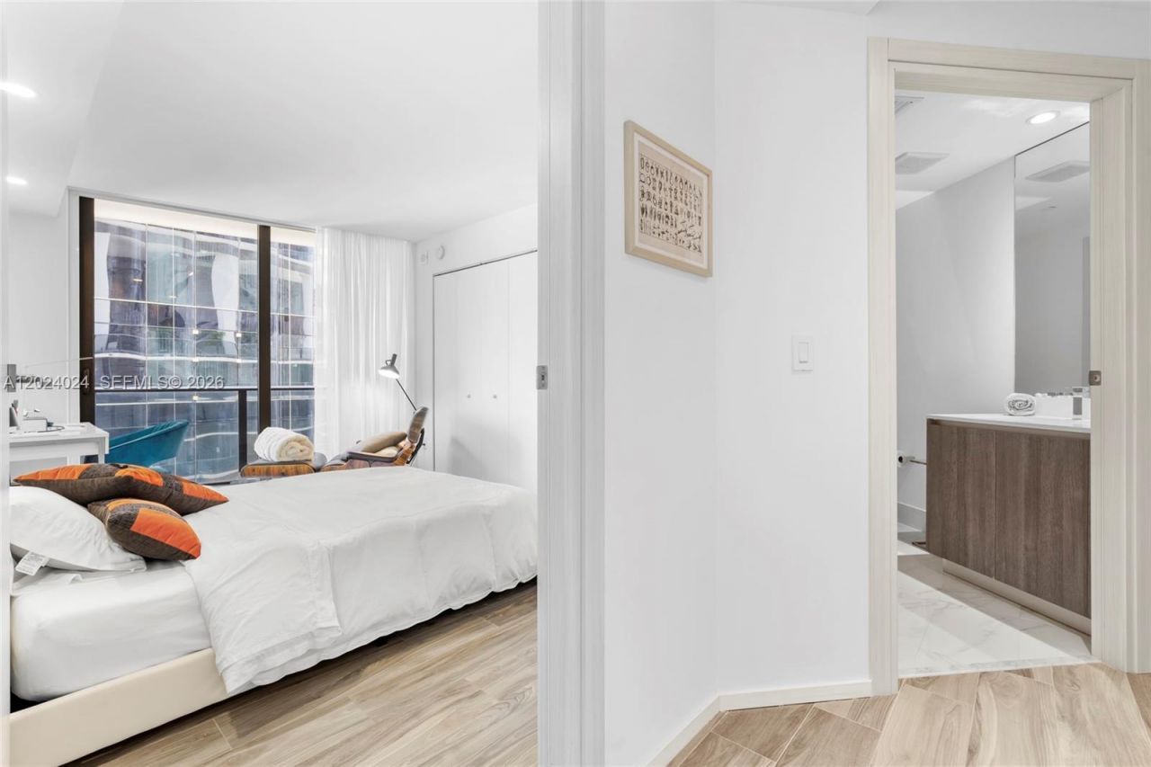 801 S Miami Ave , Unit 4405, Miami, FL 33130 Photo