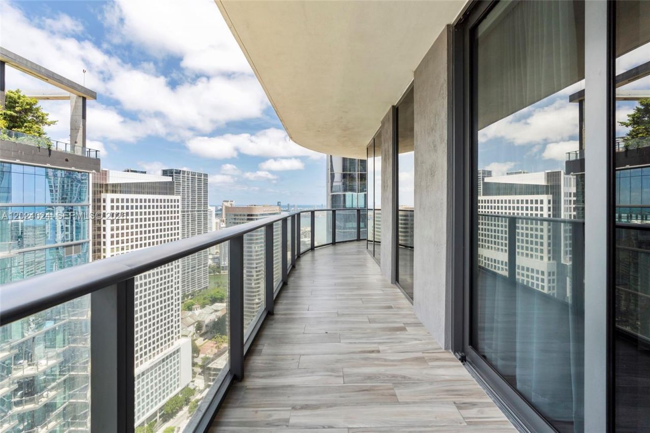 801 S Miami Ave , Unit 4405, Miami, FL 33130 Photo