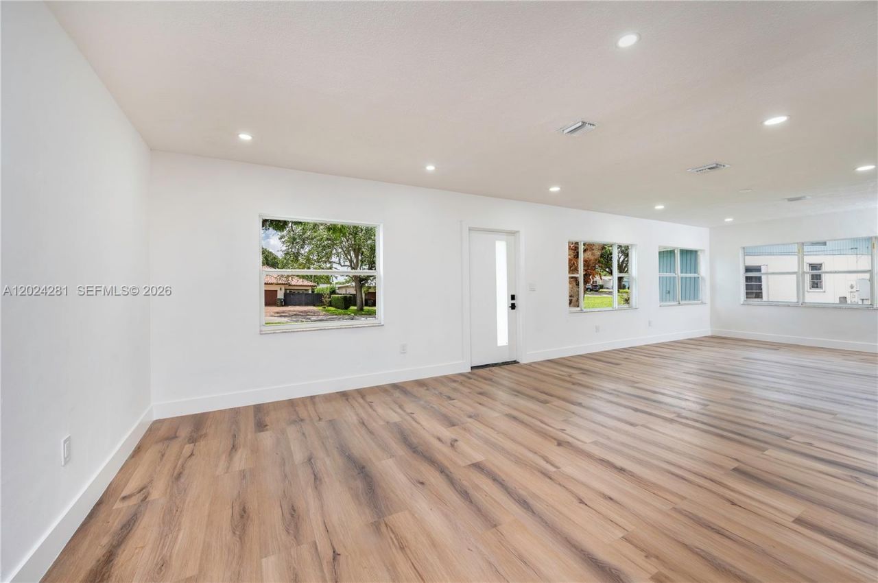 264 Navajo St, Miami Springs, FL 33166 Photo