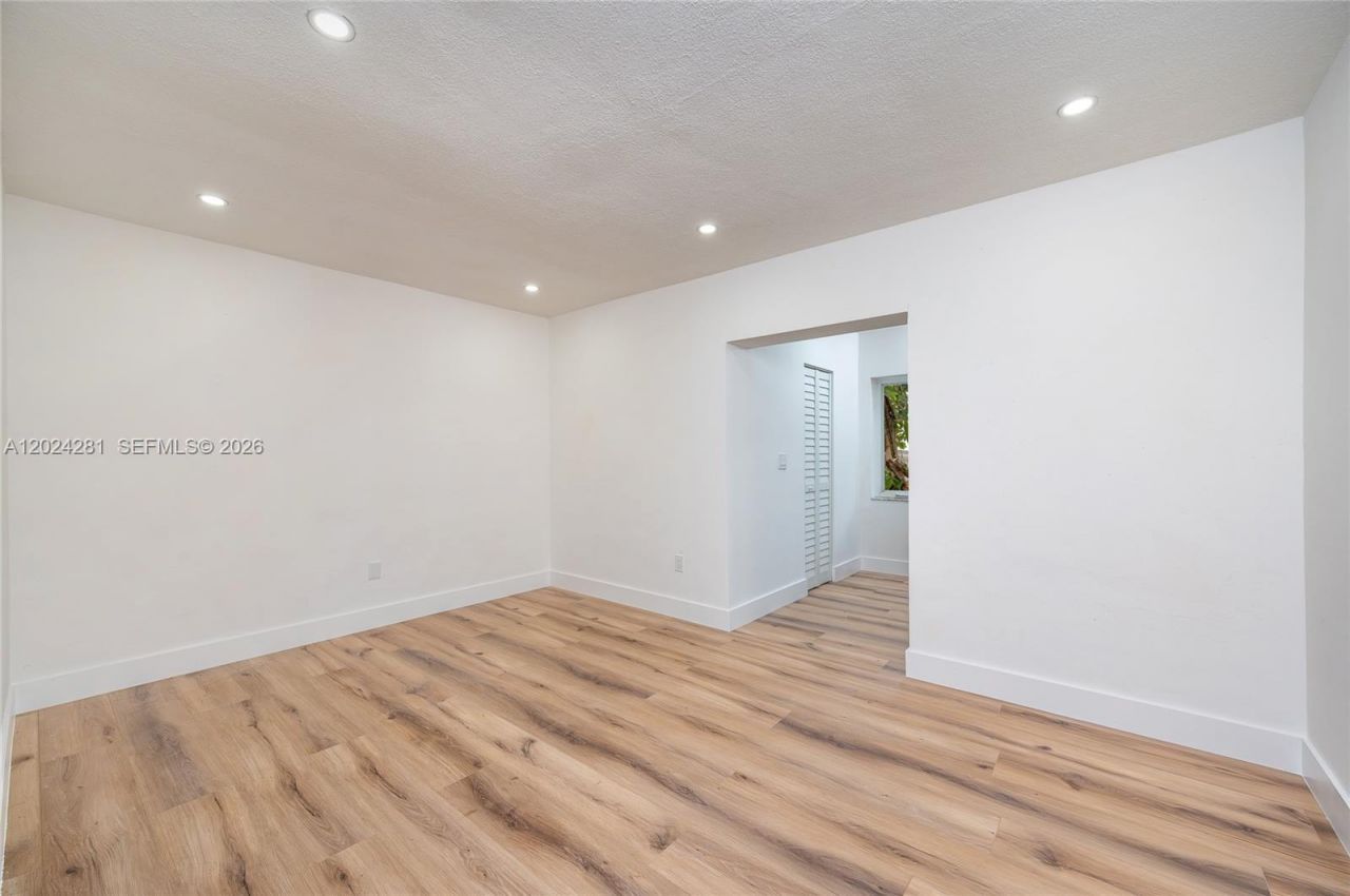 264 Navajo St, Miami Springs, FL 33166 Photo