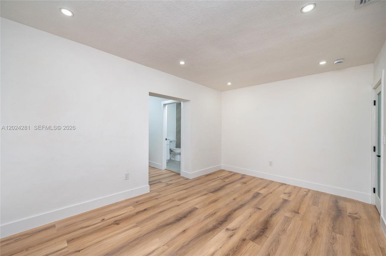 264 Navajo St, Miami Springs, FL 33166 Photo