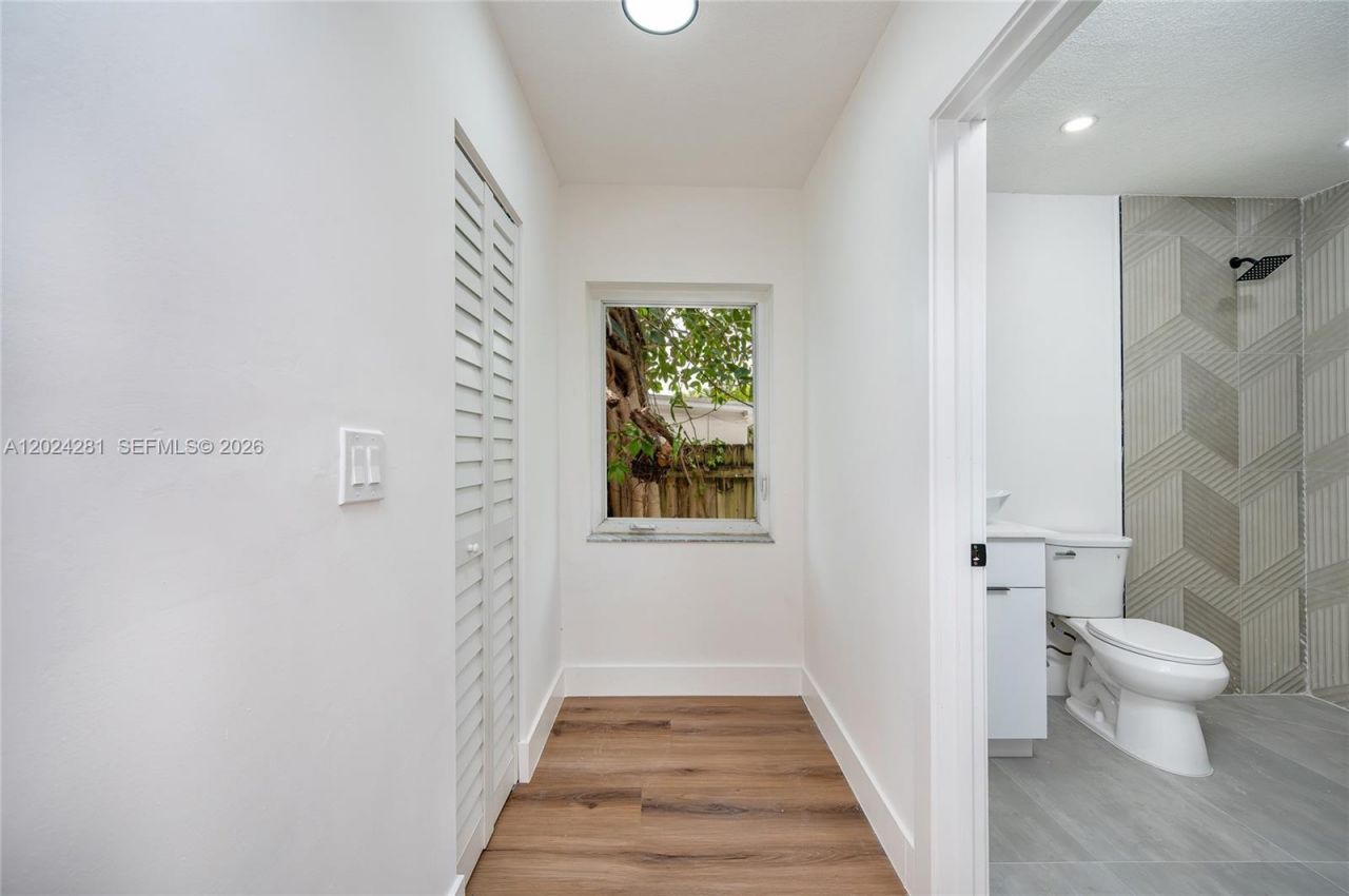 264 Navajo St , Miami Springs, FL 33166 Photo