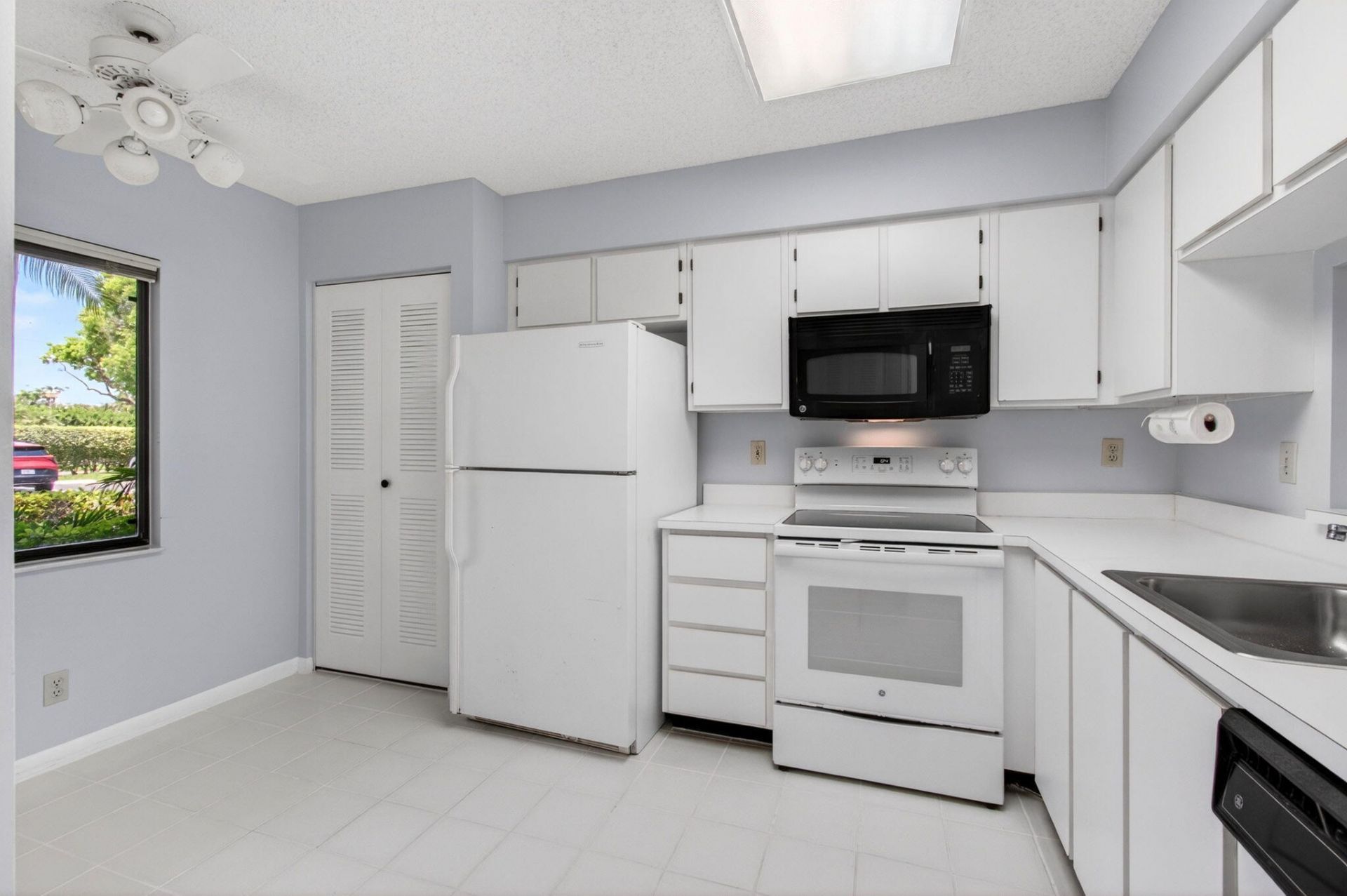 6655 Kensington Lane, Delray Beach, FL 33446 Photo