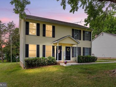 208 RAPPAHANNOCK STREET N, REMINGTON, VA 22734
