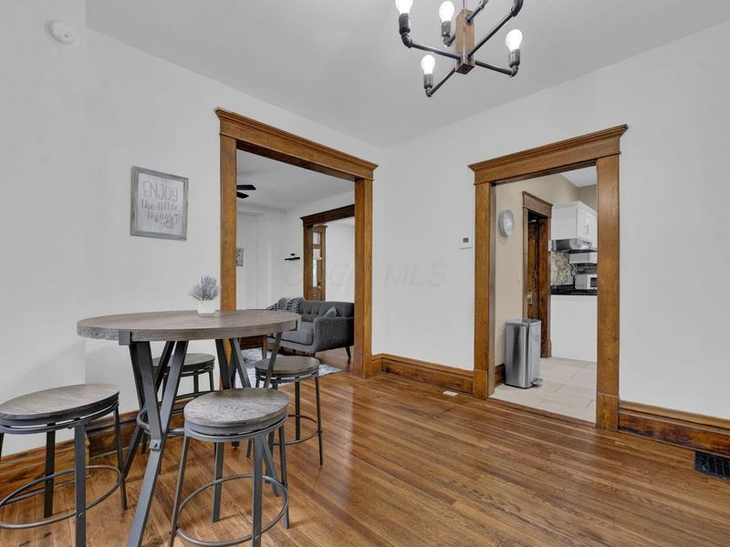 207 E Oakland Avenue , Columbus, OH 43201 Photo 10