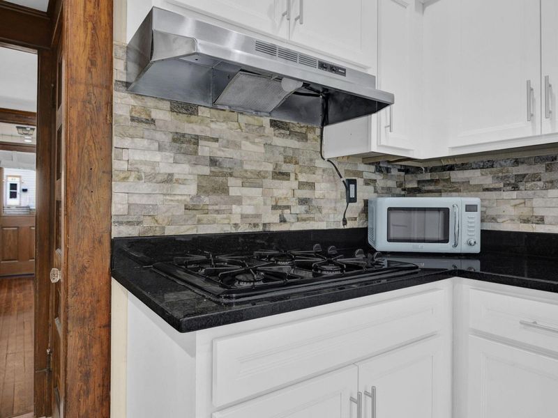 207 E Oakland Avenue , Columbus, OH 43201 Photo 17