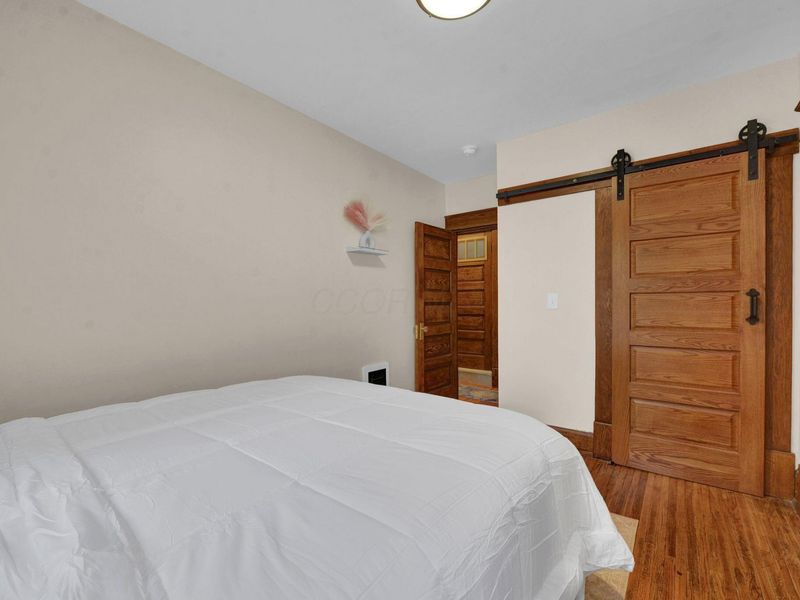 207 E Oakland Avenue , Columbus, OH 43201 Photo 24
