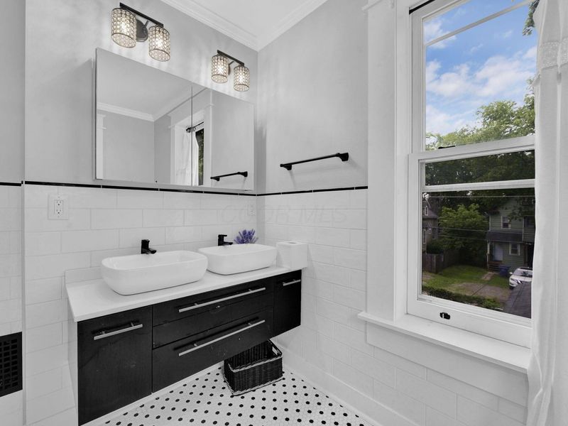 207 E Oakland Avenue , Columbus, OH 43201 Photo 26