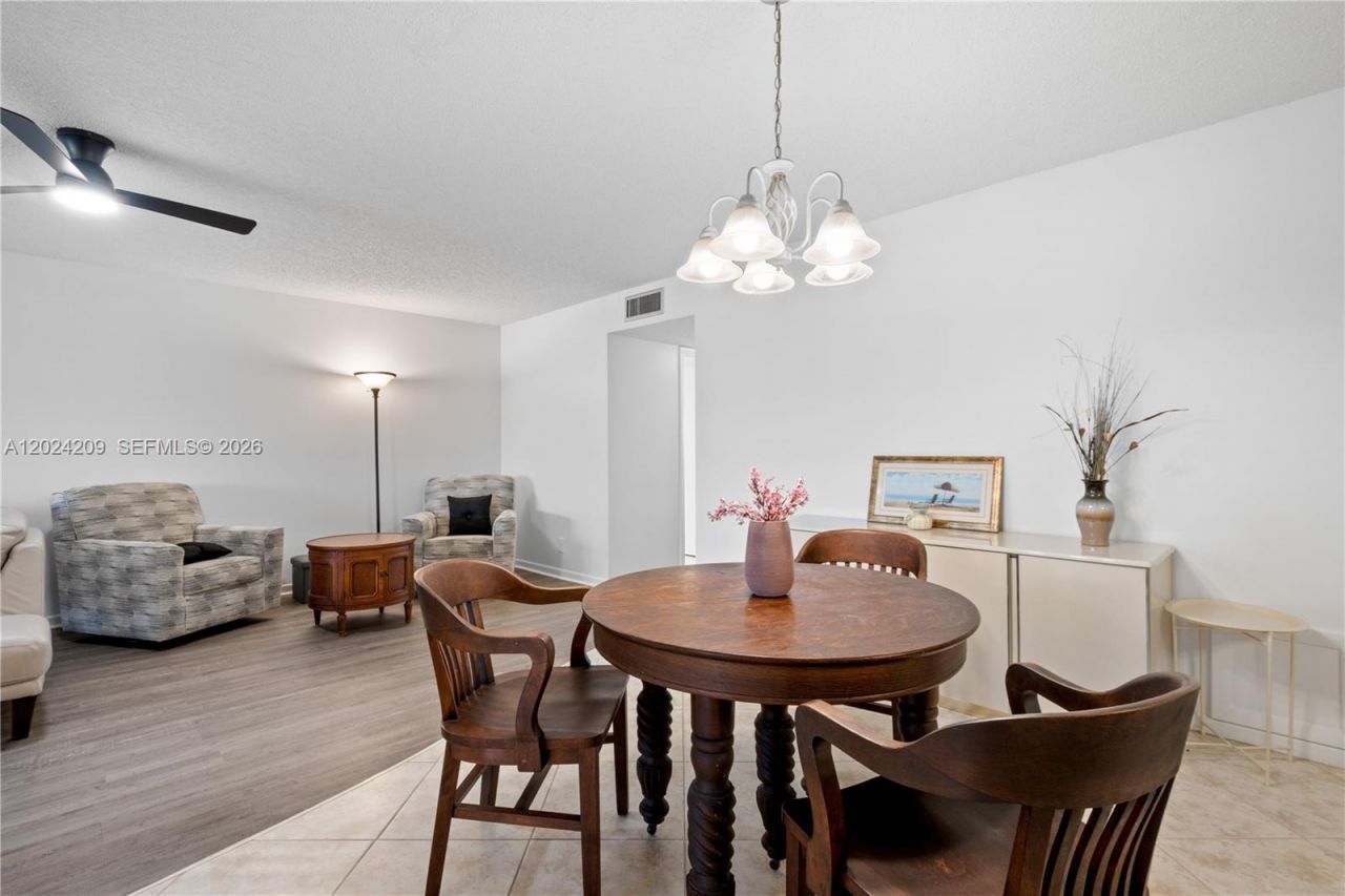 14604 Canalview Dr, Unit B, Delray Beach, FL 33484 Photo