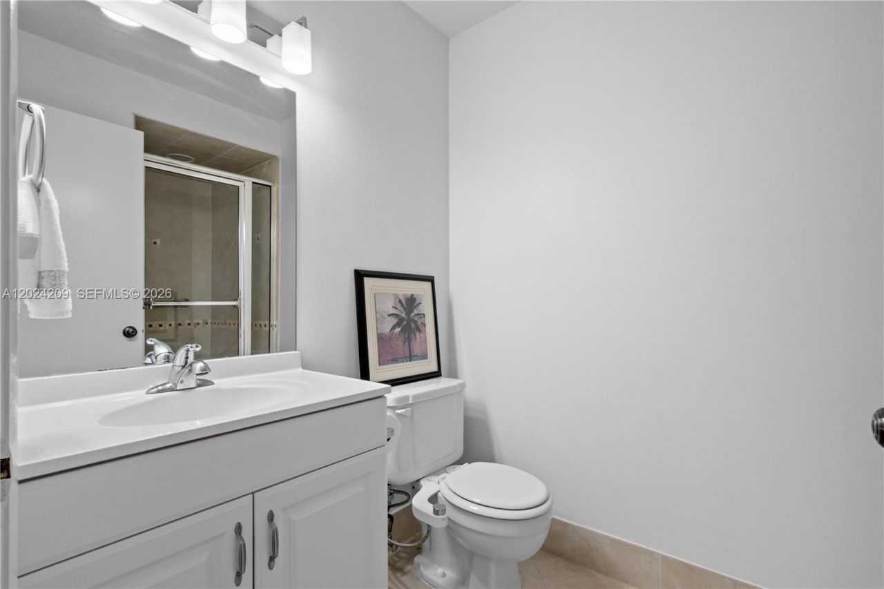 14604 Canalview Dr, Unit B, Delray Beach, FL 33484 Photo