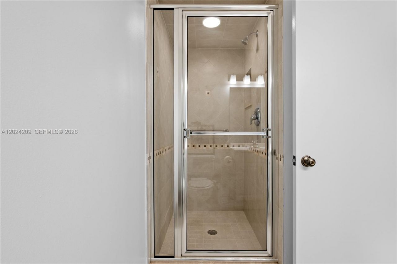 14604 Canalview Dr, Unit B, Delray Beach, FL 33484 Photo