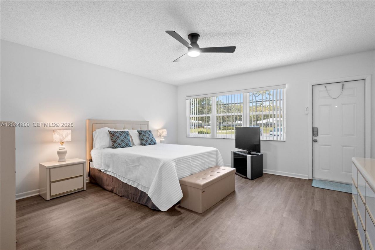 14604 Canalview Dr, Unit B, Delray Beach, FL 33484 Photo