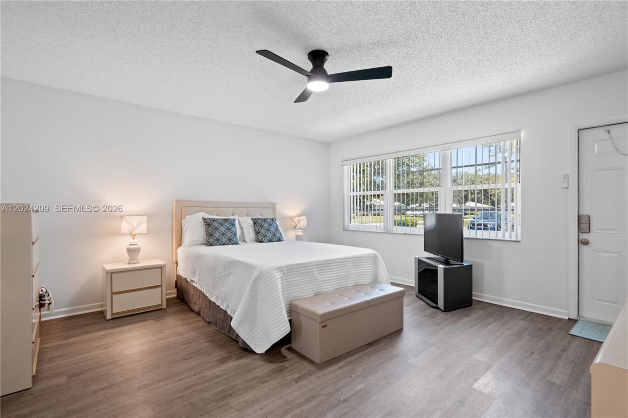 14604 Canalview Dr, Unit B, Delray Beach, FL 33484 Photo