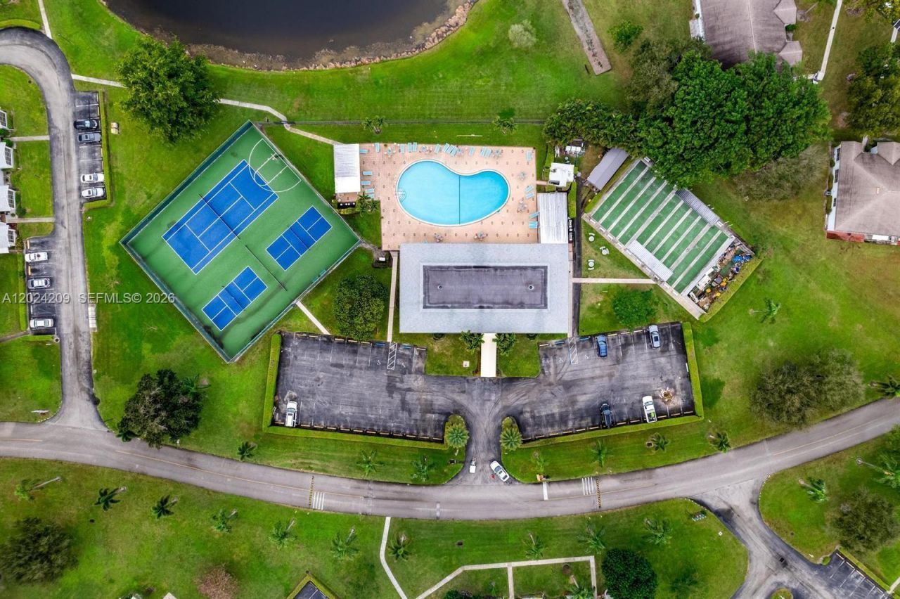 14604 Canalview Dr, Unit B, Delray Beach, FL 33484 Photo