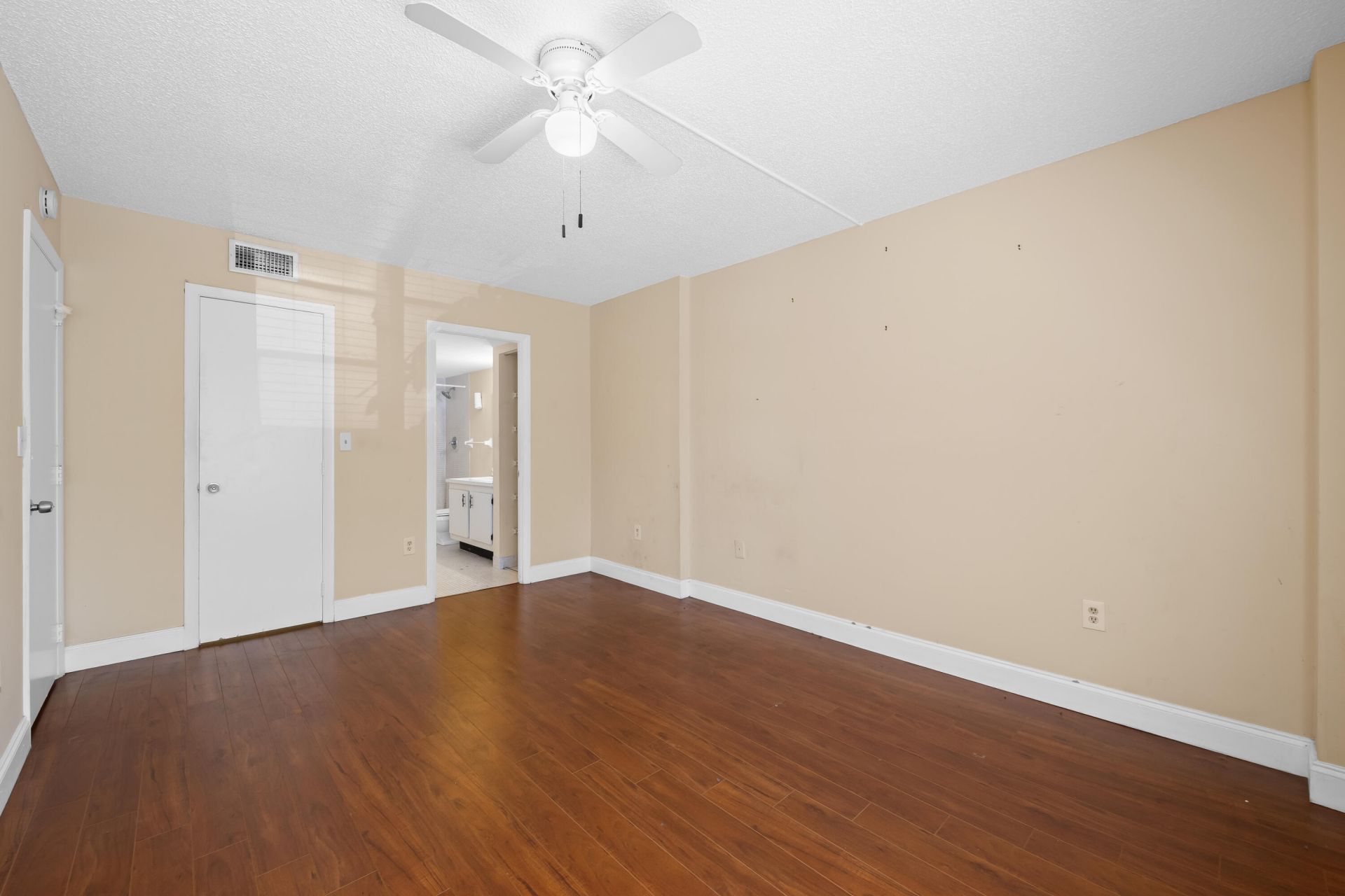 4156 Inverrary Drive, Unit 210, Lauderhill, FL 33319 Photo