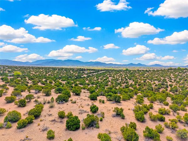 1864 Paseo De Las Vistas , Santa Fe, NM 87507