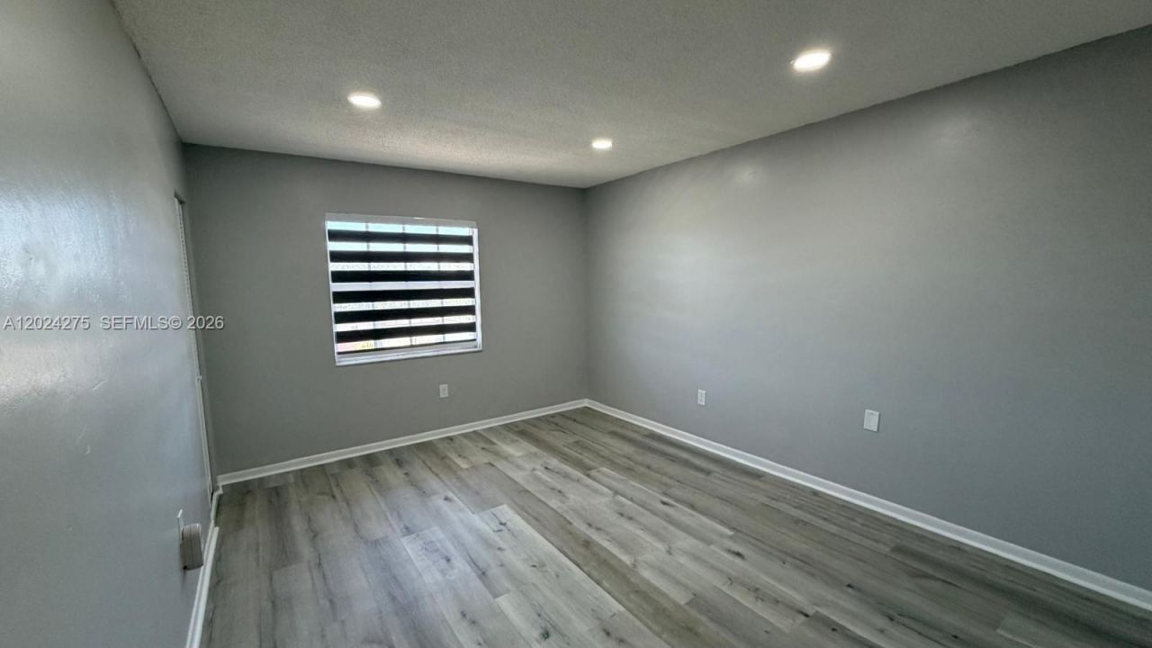 5731 NW 37th St , Unit 322, Virginia Gardens, FL 33166 Photo