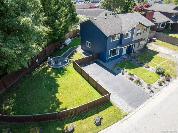 9477 Scott St, Unit #A, Port Hardy, BC V0N 2P0