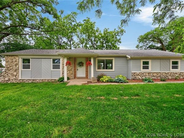 177 Storage Road , Eldon, MO 65026