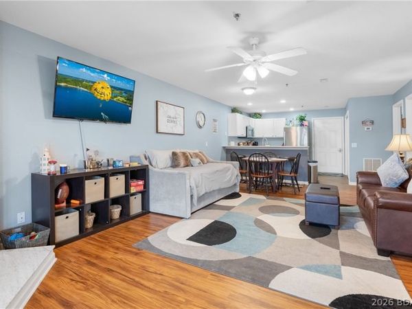 133 Cedar Glen Court, Unit 1C, Camdenton, MO 65020