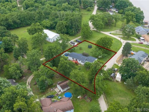 1241 Cedar Ridge Circle , Roach, MO 65787