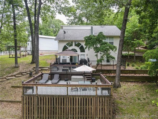 99 Thornwood Circle , Sunrise Beach, MO 65079