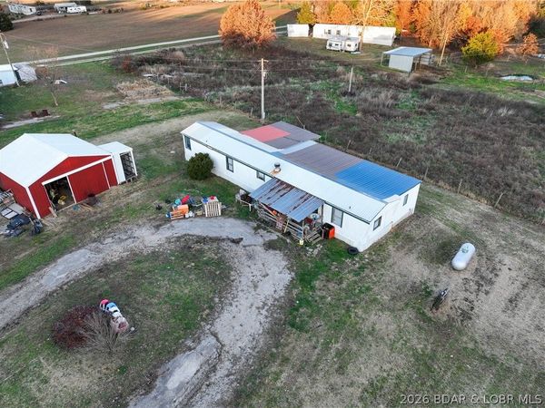 21764 Rice Drive , Lebanon, MO 65536