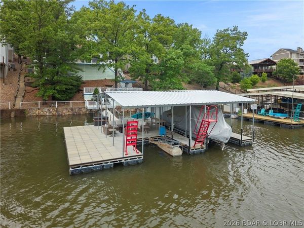 5704 Parkview Court , Osage Beach, MO 65065