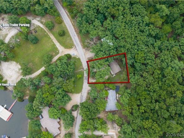 421 Prestige Drive , Roach, MO 65787