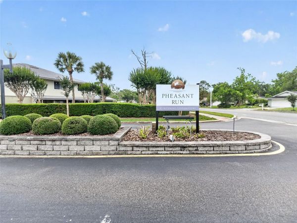 4586 PHEASANT RUN DRIVE , Unit B, ORLANDO, FL 32808