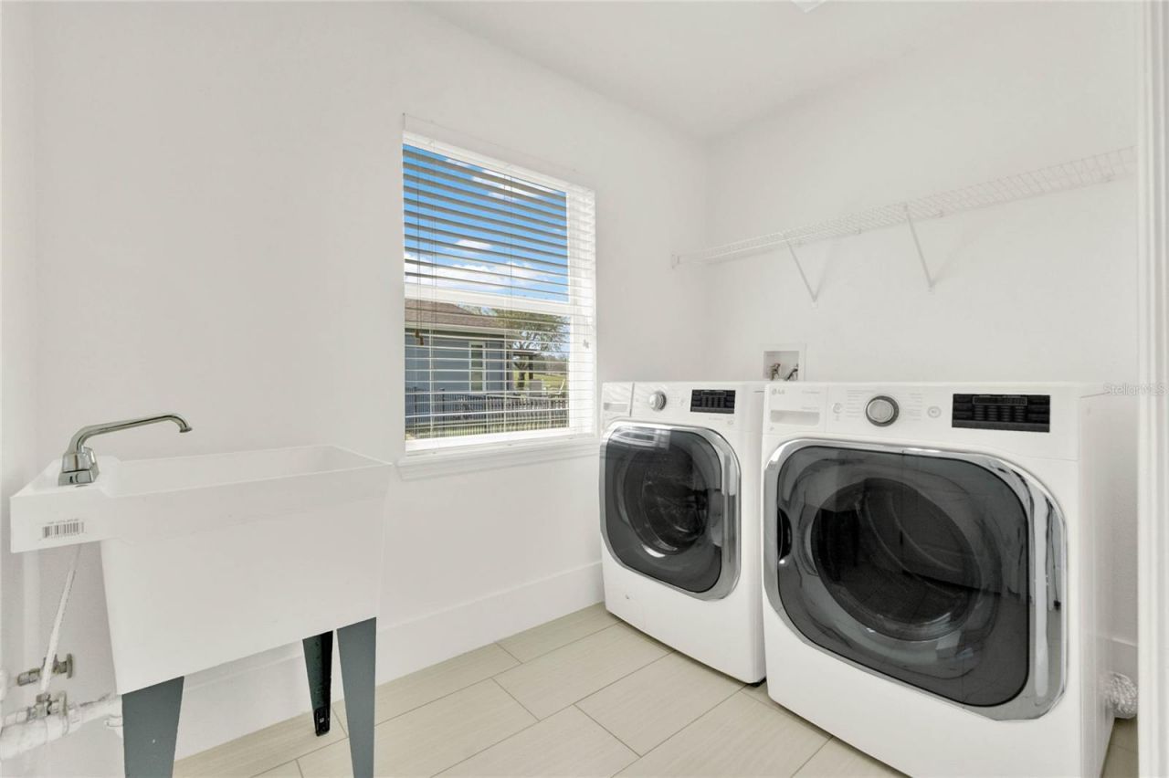23503 Valderama Lane , Sorrento, FL 32776 Photo