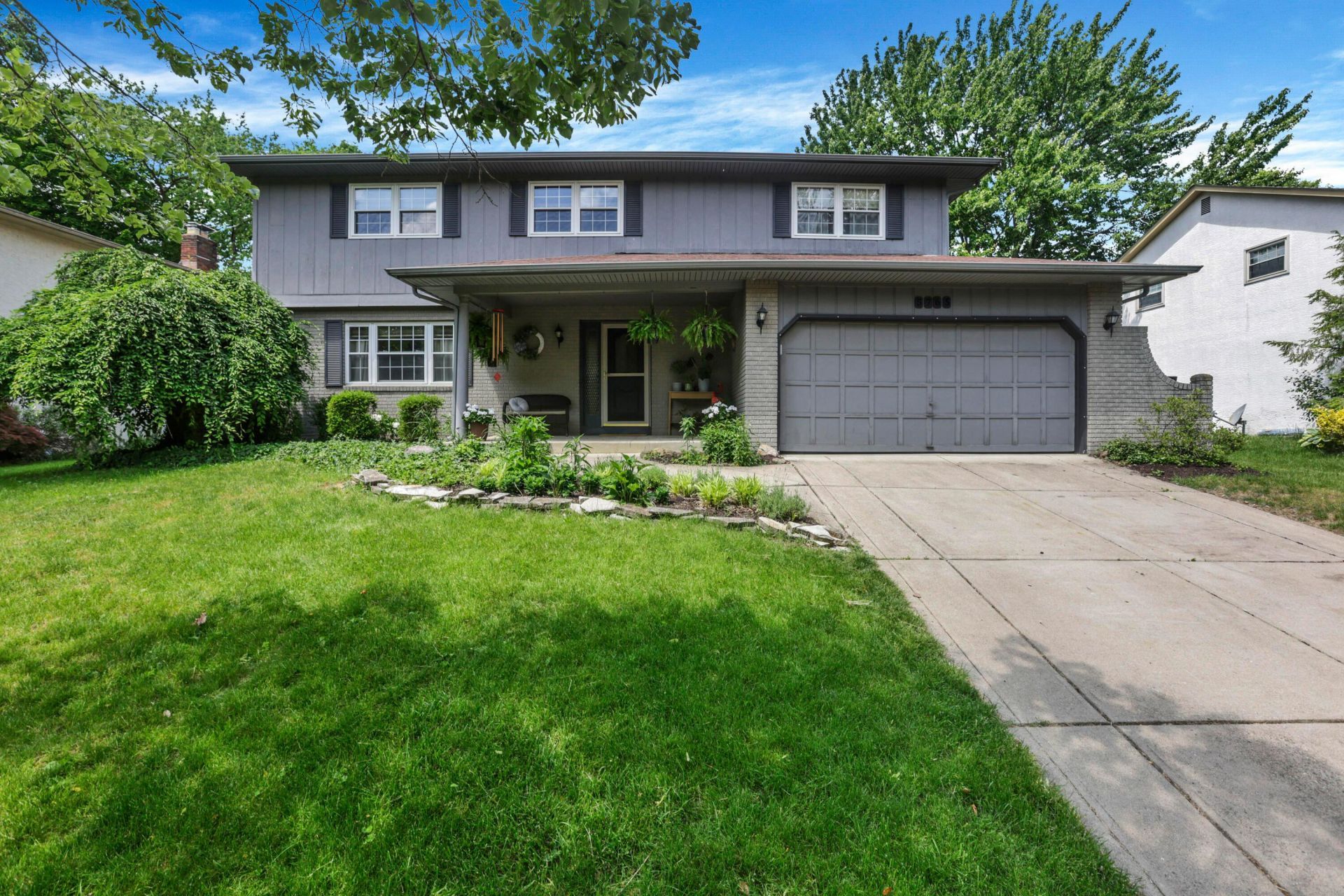 5765 Shadowbrook Drive , Columbus, OH 43235 Main Photo
