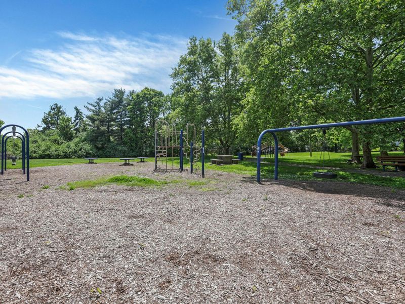 5765 Shadowbrook Drive, Columbus, OH 43235 Photo 59