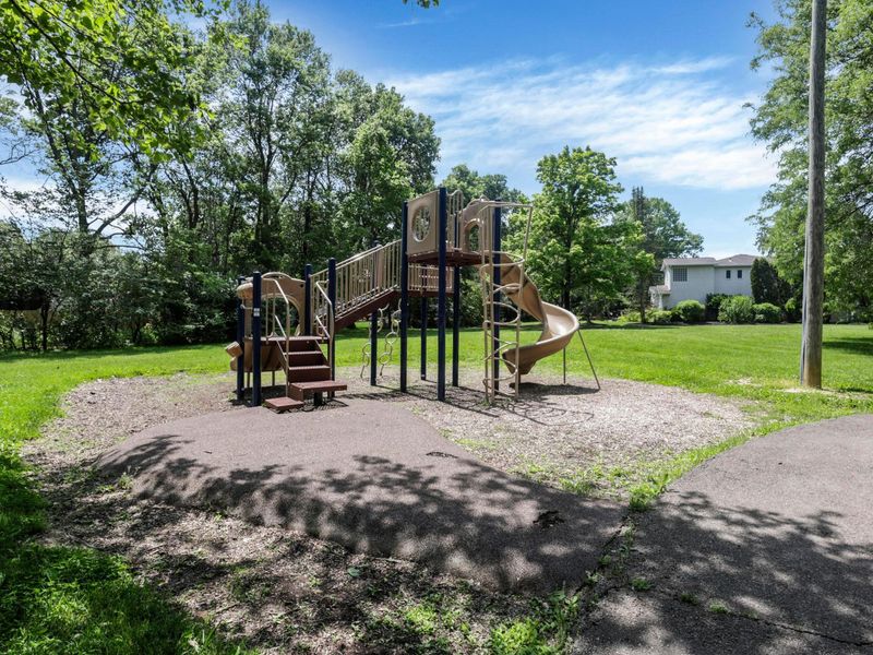 5765 Shadowbrook Drive, Columbus, OH 43235 Photo 60